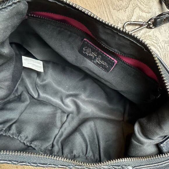 Elliot Lucca | Black Leather Two Way Crossbody Bag‎ - Picture 4 of 11